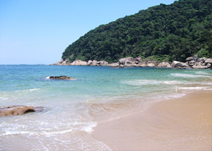 Praia Saco do Major no Guarujá